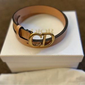 DIOR slim saddle belt in Rose with aged gold CD logo buckle